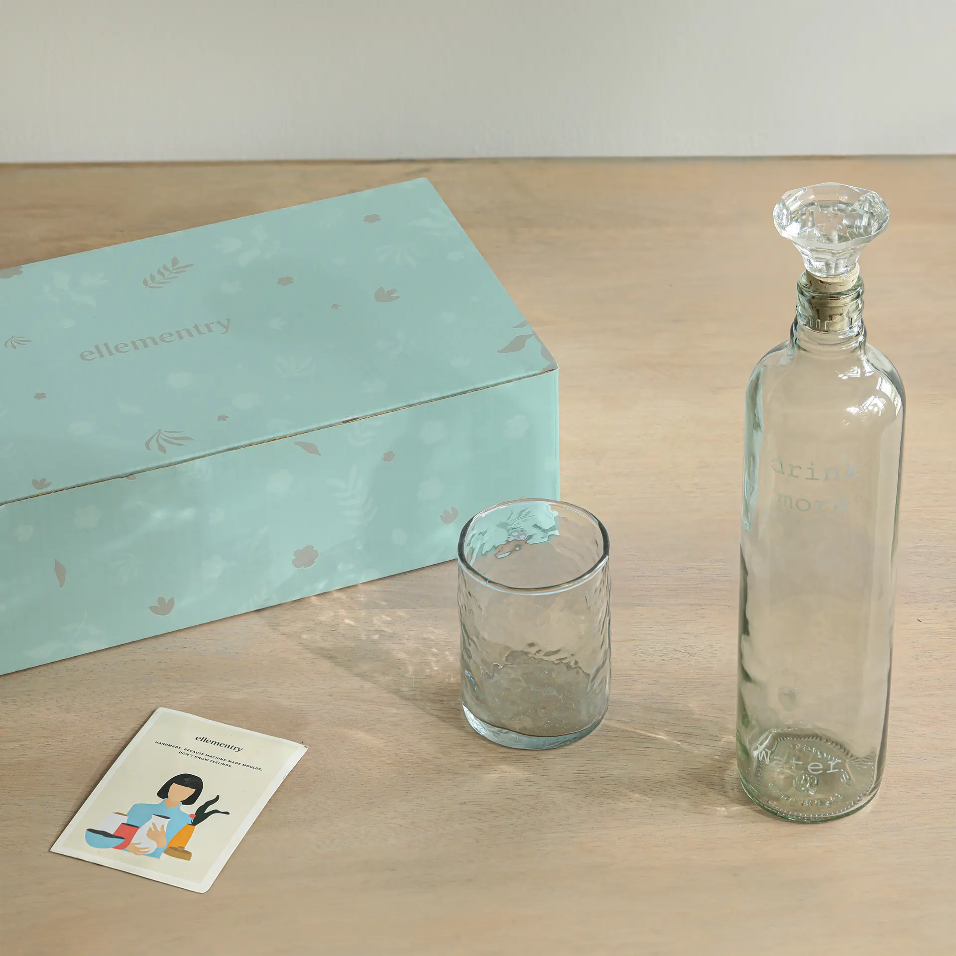 Soyuz Glass Bottle with Tumbler