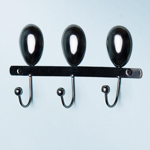 black metal wall w/3 hooks - ellementry